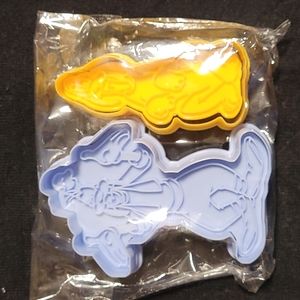 NWOT Disney- Goofy and Pluto cookie  cutters